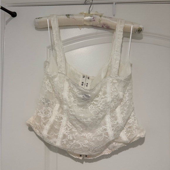 SOLD - Princess Polly Lauder Top Ivory Low Impact - Picture 8 of 11